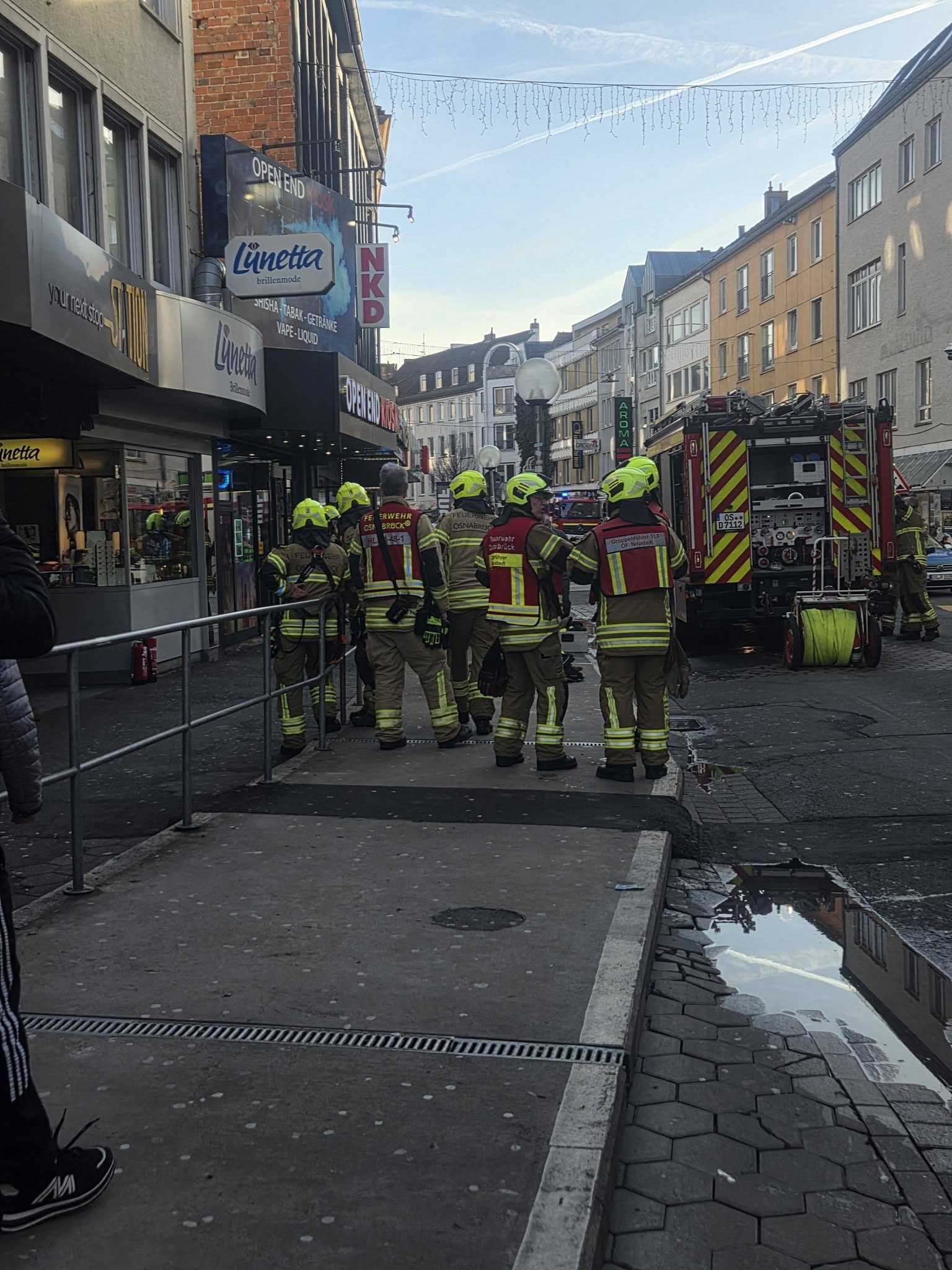 Fritteusenbrand in der Johannisstraße – Schnellimbiss schwer beschädigt