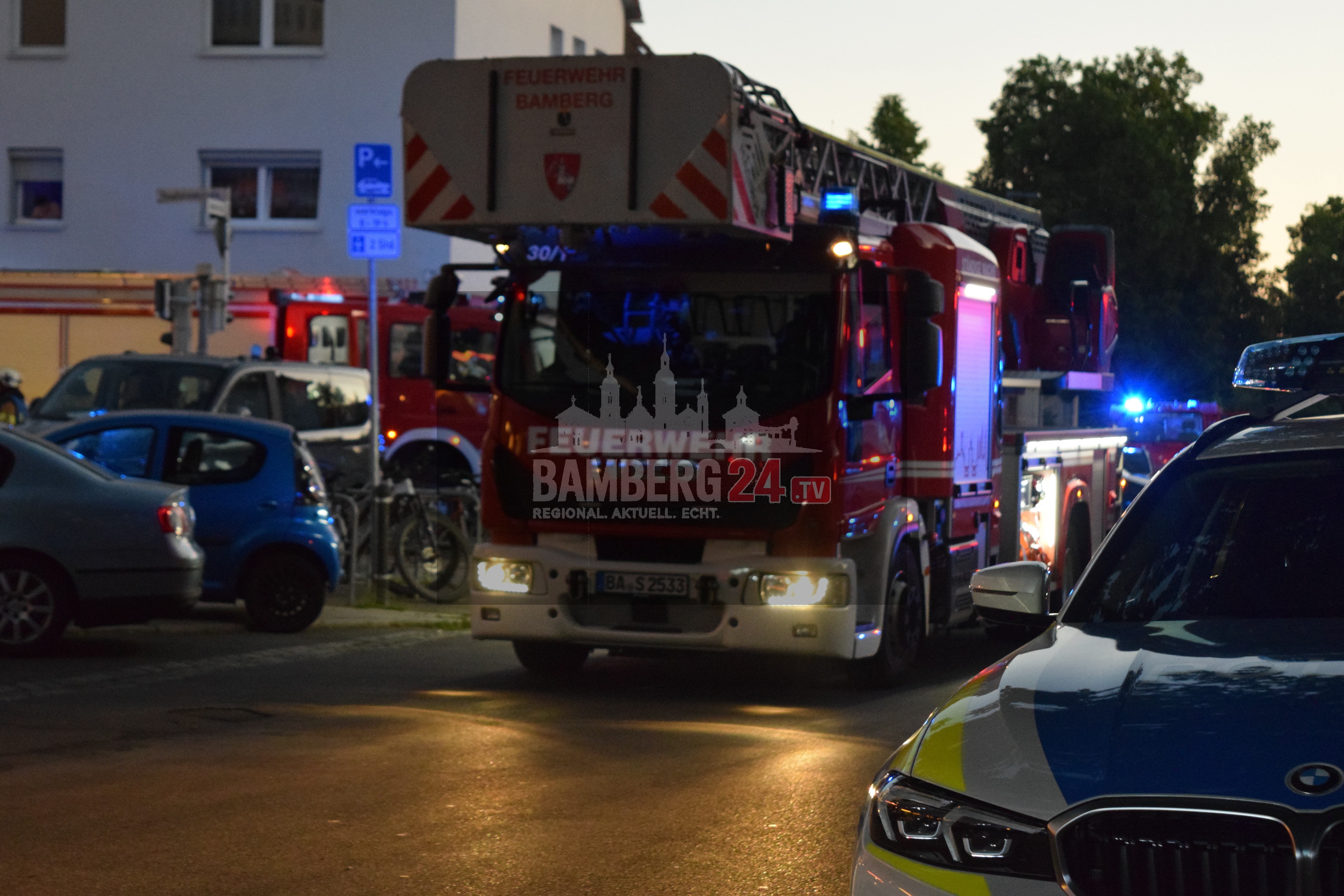 Rauchentwicklung in Wohnung – Polizei rettet schlafende Person in Bamberg-Gartenstadt
